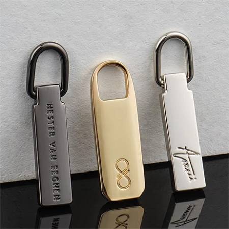 Custom Zipper 
Pullers & 
Hardware Branding